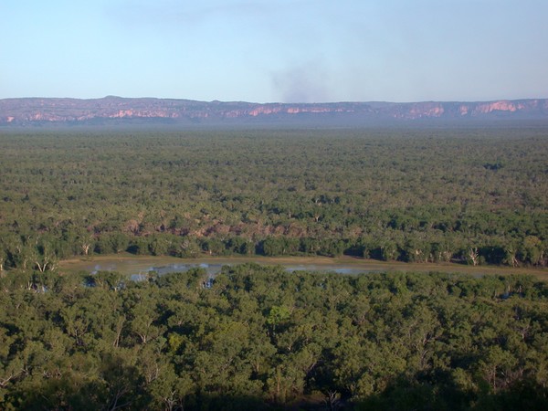 Escarpment (Gunwarddehwarde Lookout)